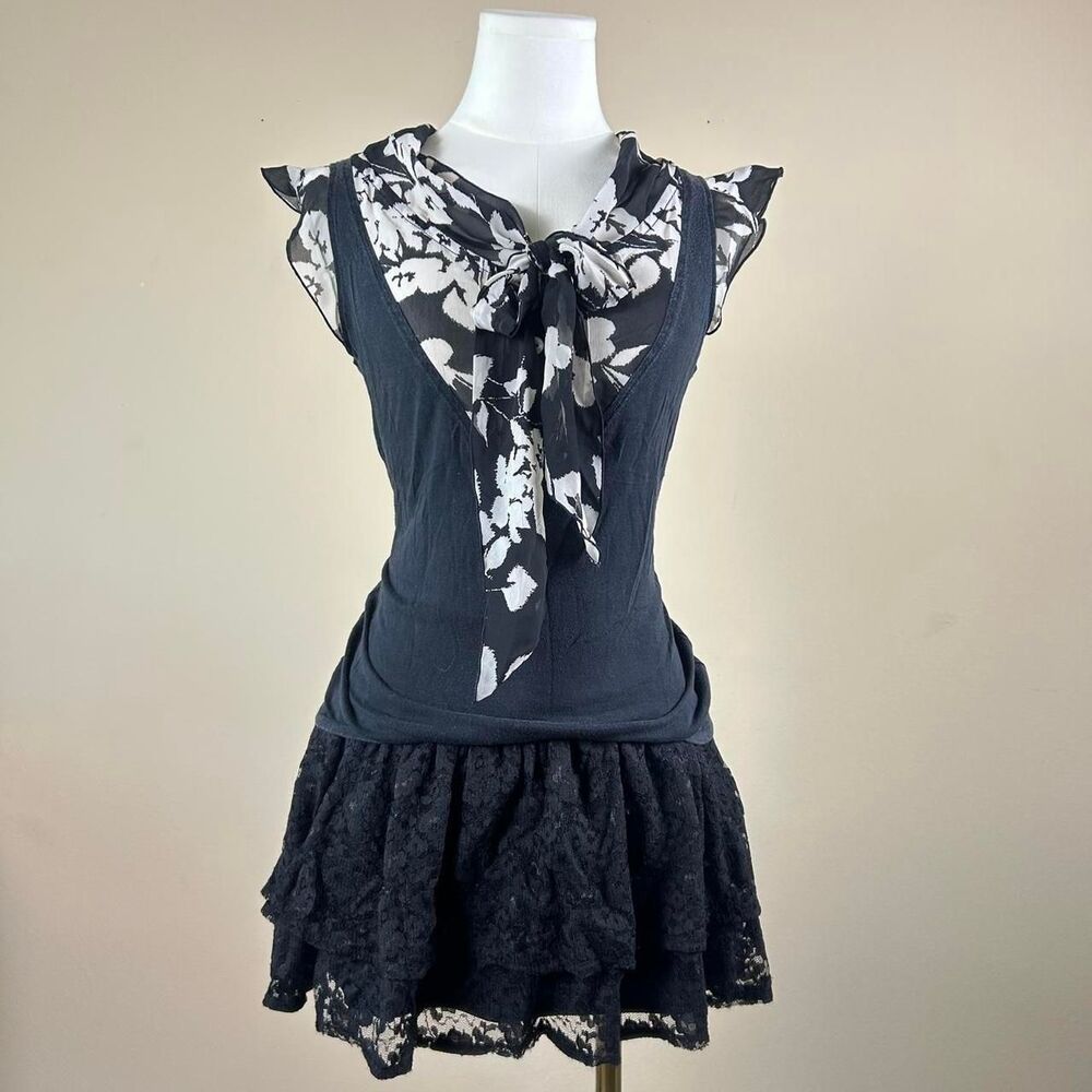 XXI Office Siren Dark Coquette Whimsigoth Black and Floral Tie Top